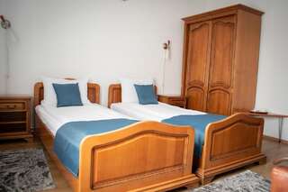 Мотели Motel Via Targu Mures Cristeşti Большой двухместный номер с 1 кроватью или 2 отдельными кроватями-2